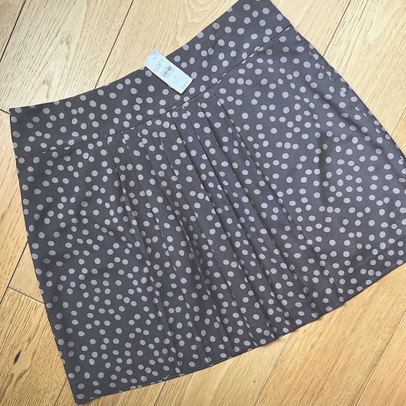⭐️BOGO FREE⭐️ NWT LOFT Pleated A-Line Mini Skirt - Picture 1 of 2